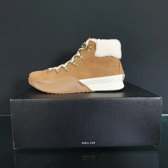 Sorel Out N About III Conquest Women's Boots #224 - Picture 8 of 8